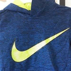 New Nike Boys Sweater